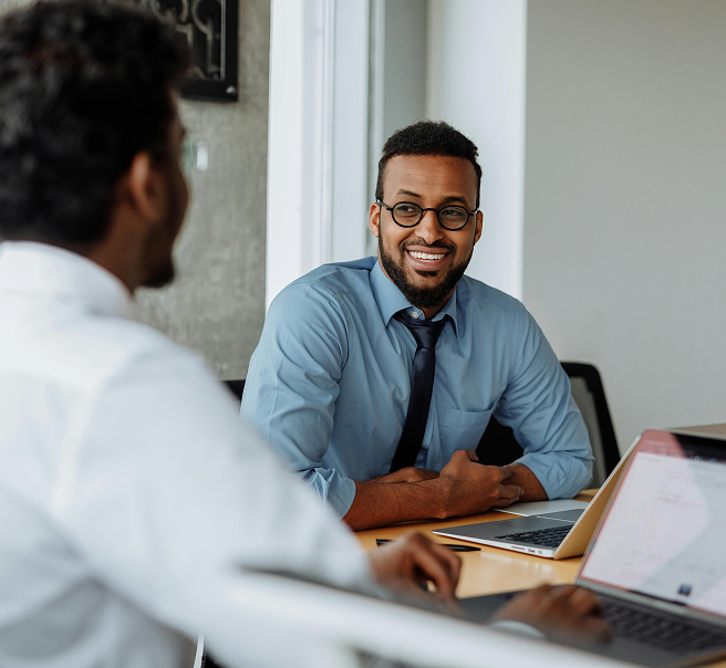 Tech professional meeting with tech recruiter